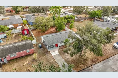 10017 N Hartts Drive, Tampa, FL 33617 - Photo 15