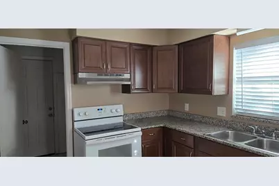 2530 Georgia Avenue #B, Sanford, FL 32773 - Photo 3