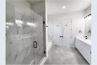 16467 Hillsborough Boulevard, Port Charlotte, FL 33954 - Photo 9