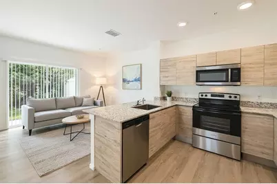 1209 Southstation Place #306, Orlando, FL 32809 - Photo 7