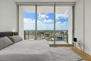 150 E Robinson St, Orlando, FL 32801 - Photo 21