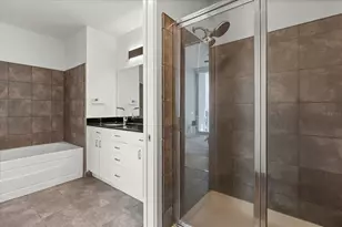 150 E Robinson St, Orlando, FL 32801 - Photo 23