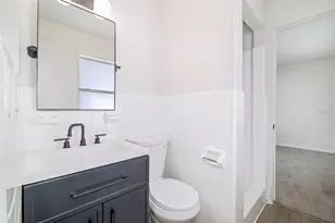 5833 Holmes Dr, Orlando, FL 32808 - Photo 9