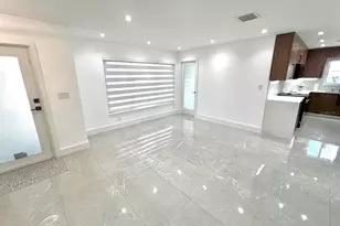 1590 SW 139th Ave, Davie, FL 33325 - Photo 5