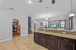 9117 El Caro Ln, Davenport, FL 33896 - Photo 11
