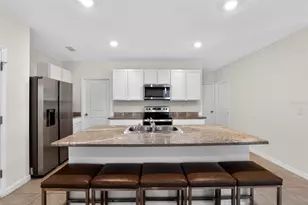 32597 Canyonlands Dr, Wesley Chapel, FL 33543 - Photo 9