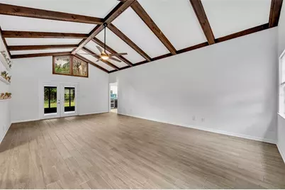 1240 W Voorhis Avenue, Deland, FL 32720 - Photo 5