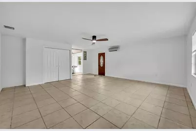 1240 W Voorhis Avenue, Deland, FL 32720 - Photo 17