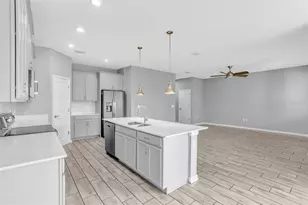 1048 Downswing Pl, Davenport, FL 33896 - Photo 13