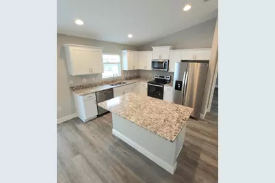 7236 N Glenridge Circle, Citrus Springs, FL 34434 - Photo 3