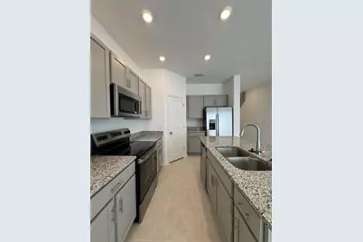 7627 Waterscape Drive, Groveland, FL 34736 - Photo 5