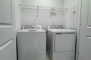 7627 Waterscape Dr, Groveland, FL 34736 - Photo 17