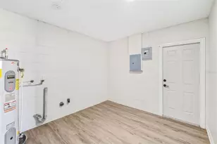 4320 Carousel Rd, Orlando, FL 32808 - Photo 11