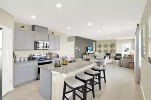 4048 Giorgio Dr, Winter Haven, FL 33884 - Photo 5