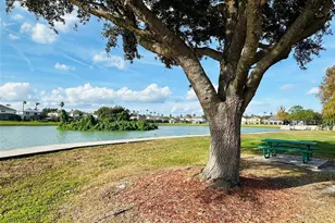 1049 Lake Berkley Dr, Kissimmee, FL 34746 - Photo 51