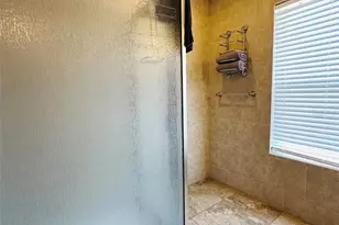 1049 Lake Berkley Dr, Kissimmee, FL 34746 - Photo 7