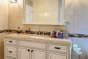 1049 Lake Berkley Dr, Kissimmee, FL 34746 - Photo 19