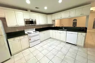 10026 Chesham Dr, Orlando, FL 32817 - Photo 3