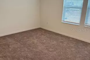 317 Sunbrook Dr, Groveland, FL 34736 - Photo 9