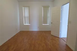 2458 Temple Grove Ln, Kissimmee, FL 34741 - Photo 5