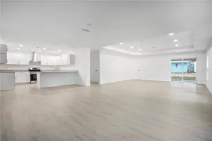 8448 Balm St, Weeki Wachee, FL 34607 - Photo 11