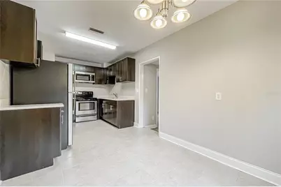1410 26th Avenue S, Saint Petersburg, FL 33705 - Photo 7