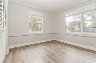 1410 26th Ave S, Saint Petersburg, FL 33705 - Photo 11