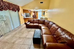 2903 Silver Ridge Dr, Orlando, FL 32818 - Photo 5