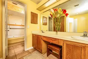 2903 Silver Ridge Dr, Orlando, FL 32818 - Photo 15