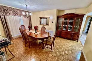 2903 Silver Ridge Dr, Orlando, FL 32818 - Photo 3