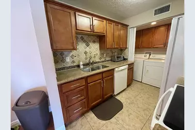 524 Orange Drive #11, Altamonte Springs, FL 32701 - Photo 11