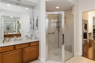 9138 Shadowbrook Trail, Orlando, FL 32825 - Photo 17