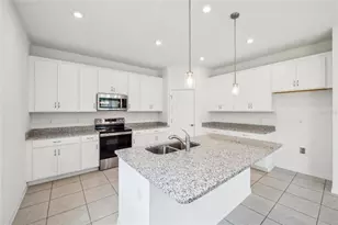 12807 Trovita Dr, Grand Island, FL 32735 - Photo 5