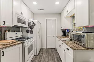 129 Wildwood Dr, Sanford, FL 32773 - Photo 7