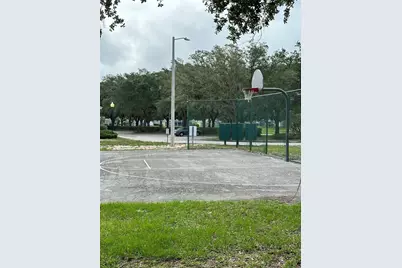 601 Lake Shore Parkway, Davenport, FL 33896 - Photo 13