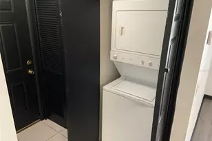 5986 Westgate Dr, Orlando, FL 32835 - Photo 11