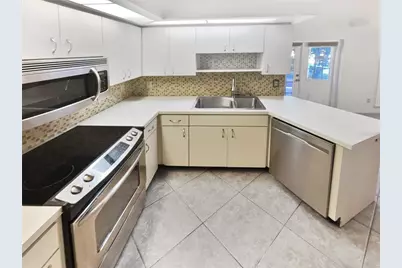 605 Sand Ridge Drive, Valrico, FL 33594 - Photo 9