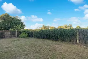 605 Sand Ridge Dr, Valrico, FL 33594 - Photo 25