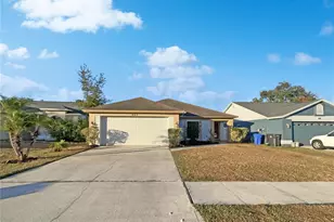 605 Sand Ridge Dr, Valrico, FL 33594 - Photo 1