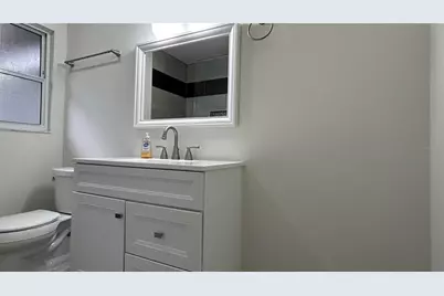 1028 Lake Weldona Drive, Orlando, FL 32806 - Photo 11