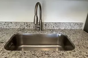 1028 Lake Weldona Dr, Orlando, FL 32806 - Photo 5