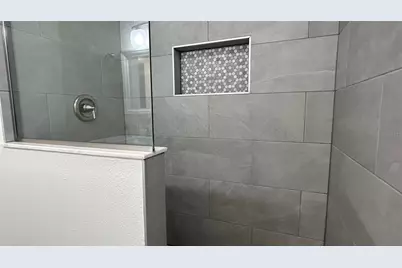 1028 Lake Weldona Drive, Orlando, FL 32806 - Photo 9