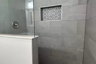 1028 Lake Weldona Dr, Orlando, FL 32806 - Photo 9