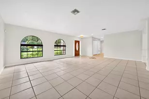 35624 Cypress Ct, Leesburg, FL 34788 - Photo 9