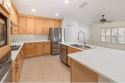 729 Strihal Loop, Oakland, FL 34787 - Photo 11