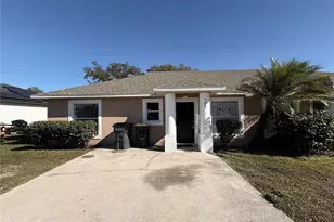 729 Squirrel Ct, Poinciana, FL 34759 - Photo 1