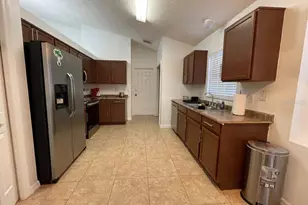 5721 Rywood Dr, Orlando, FL 32810 - Photo 7
