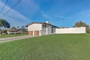 2419 Caribbean Ct, Orlando, FL 32805 - Photo 17