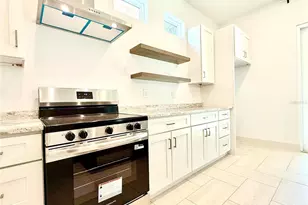 728 Ellwood Ave, Orlando, FL 32804 - Photo 9