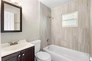 901 Colyer St, Orlando, FL 32805 - Photo 9